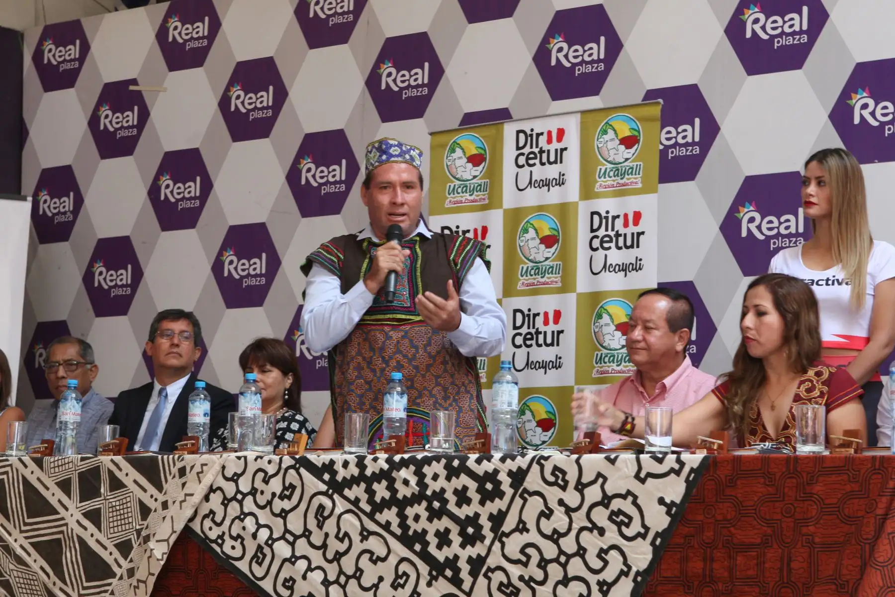 LIMA-PERÚ-ENERO-30. Gobierno Regional de Ucayali presento el Gran Lanzamiento del Festival  Carnaval Ucayalino 2018, en el Centro Cívico de Lima .Foto:ANDINA/Héctor Vinces