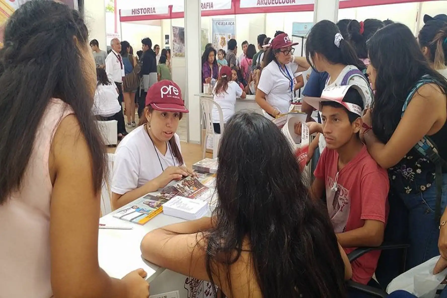 El rector adelantó que este año comenzará a funcionar un "hospital virtual" en Facultad de Medicina. Foto:  Karina Garay