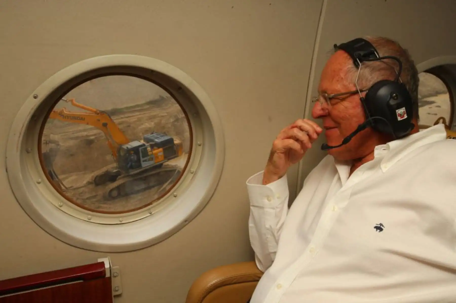 Presidente de la República, Pedro Pablo Kuczynski, supervisa las obras de limpieza y encauzamiento del río Zarumilla en Tumbes.