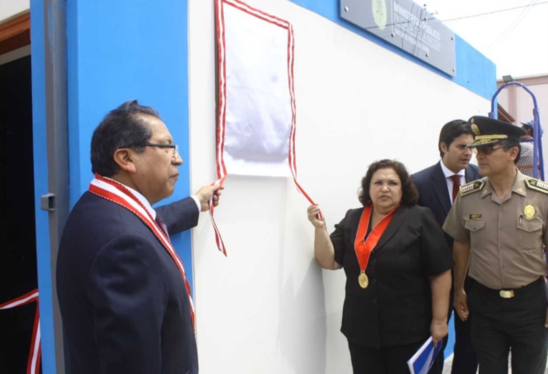 El Fiscal de la Nación, Pablo Sánchez Velarde, encabezó la ceremonia de inauguración de la segunda cámara Gesell en la ciudad de Tacna, que permitirá brindar una atención más oportuna a las víctimas de violencia sexual y familiar en esa zona del país.