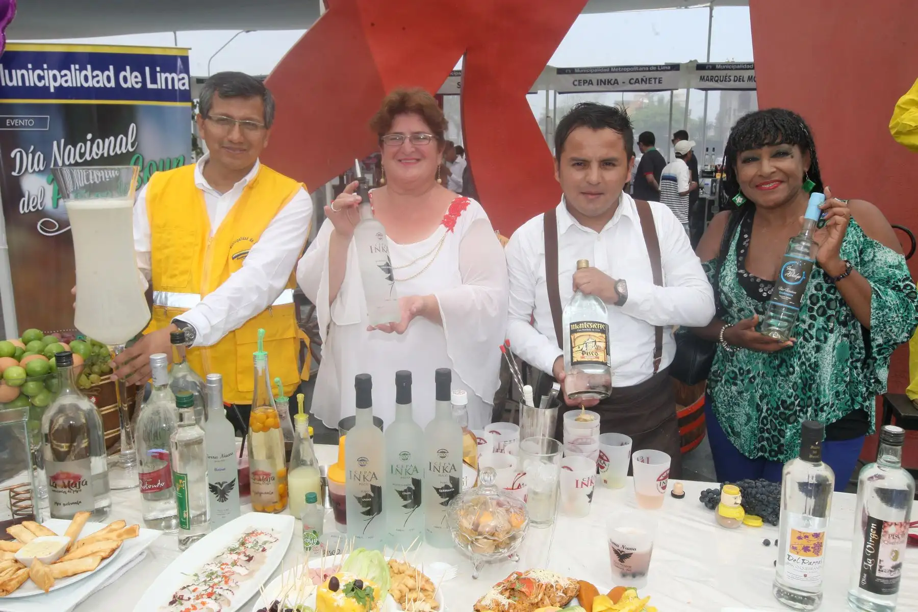 LIMA,PERÚ.FEBRERO 02. Municipalidad de Lima celebra el "Día del Pisco Sour", en la Alameda Chabuca Granda. Foto:ANDINA/Héctor Vinces.
