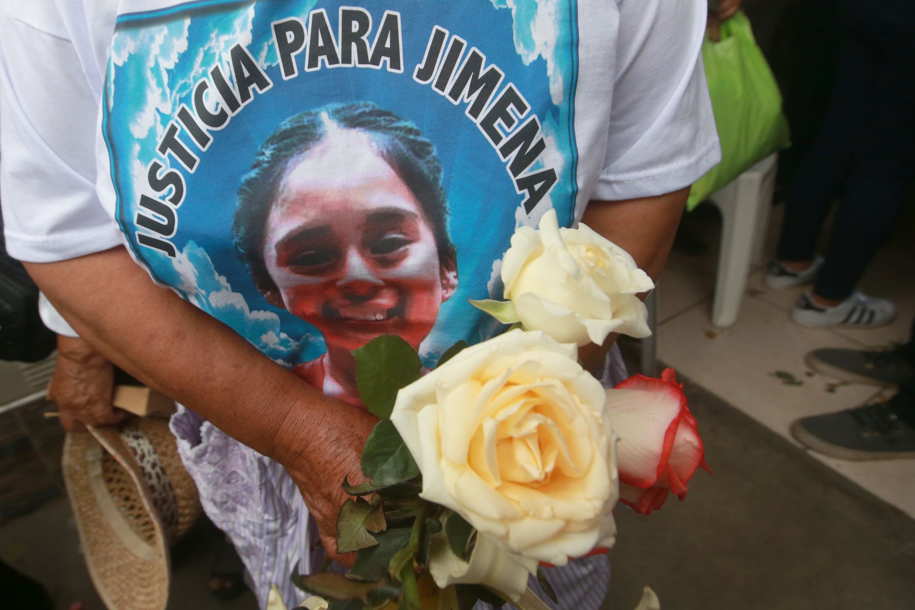 Familiares y amigos piden justicia para pequeña asesinada. Foto. ANDINA/Jhony Laurente