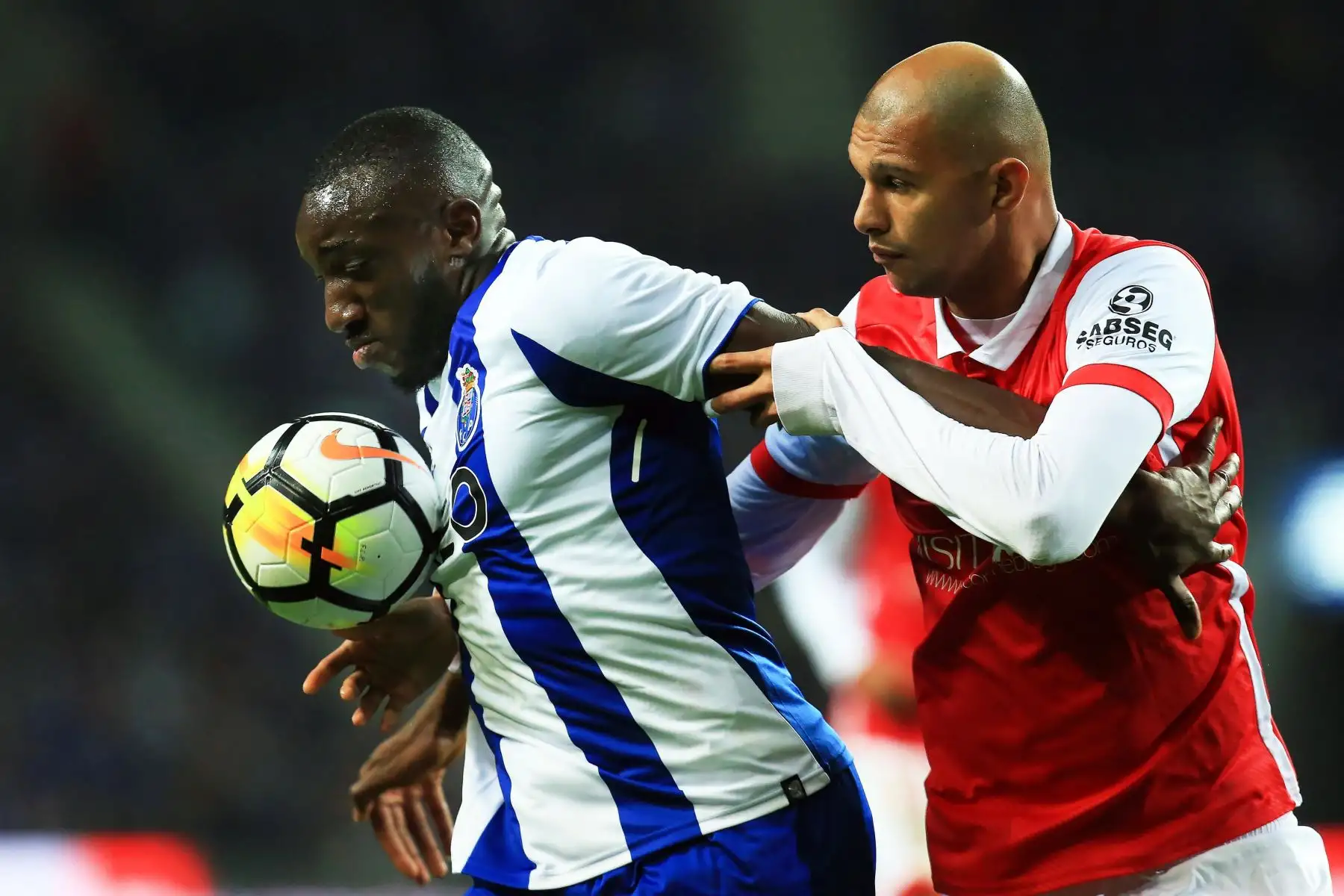 Partido de fútbol de la Liga Portuguesa entre el FC Porto y el Sporting Braga en el estadio Dragao - Oporto.Foto:EFE