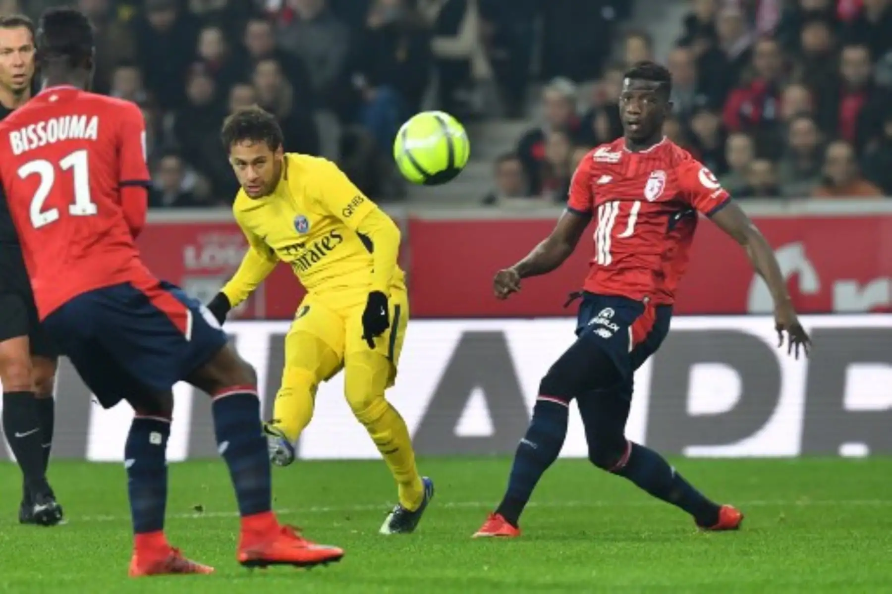Partido de fútbol L1 francés entre Lille Losc y Paris Saint-Germain (PSG).Foto:AFP