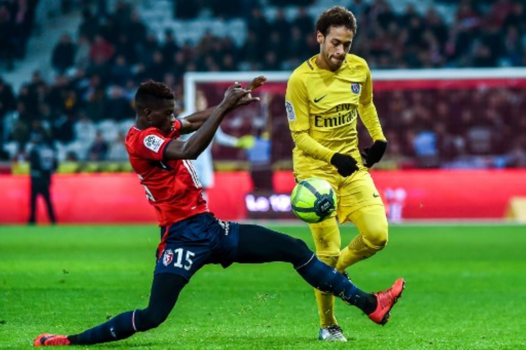 Partido De F Tbol De Liga Franc S Entre Lille Losc Y Paris Saint