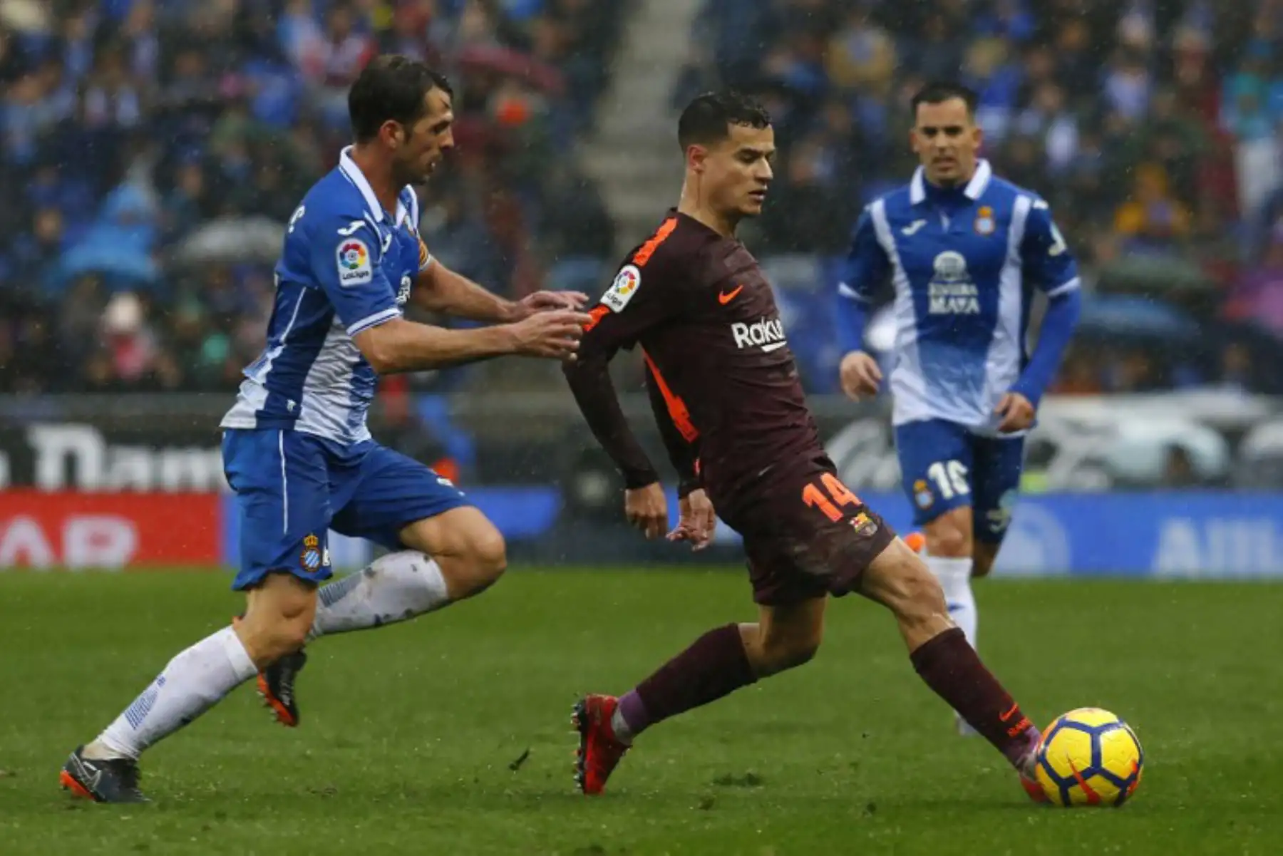 Partido de fútbol de la liga española entre RCD Espanyol y FC Barcelona.Foto: AFP