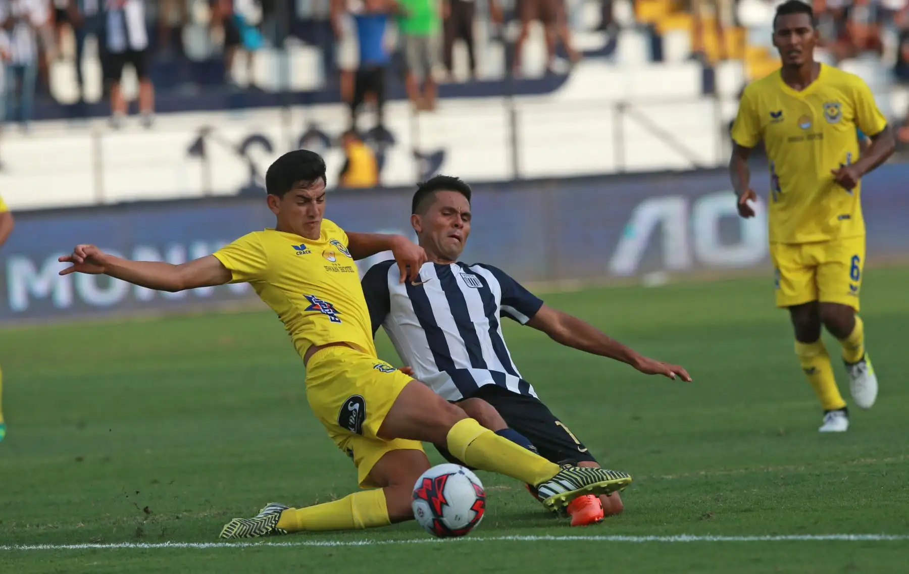 LIMA-PERÚ-FEBRERO-04.Partido por el torneo de verano Alianza Lima 1 vs Comerciantes Unidos 1, en el estadio Alejandro Villanueva. Foto:ANDINA/ Jhony Laurente