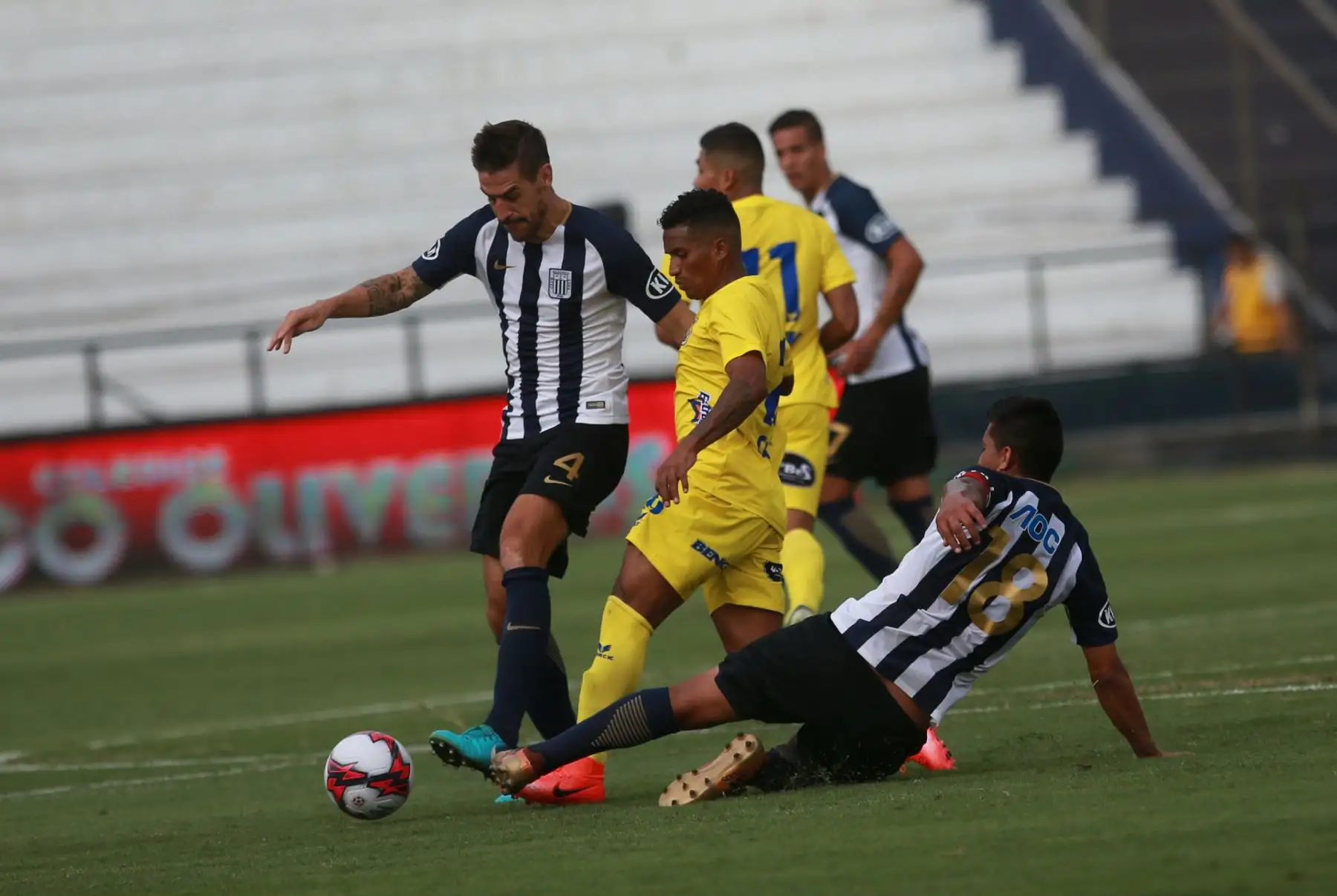 LIMA-PERÚ-FEBRERO-04.Partido por el torneo de verano Alianza Lima 1 vs Comerciantes Unidos 1, en el estadio Alejandro Villanueva. Foto:ANDINA/ Jhony Laurente