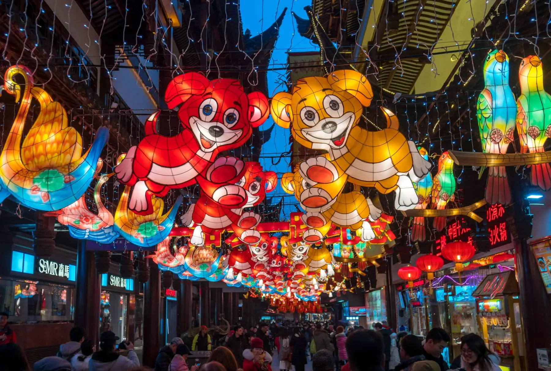 Preparativos en Shanghai antes del próximo año lunar en China. Foto: AFP