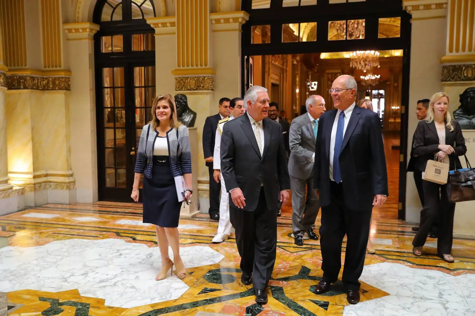 El presidente Pedro Pablo Kuczynski se reúne con el secretario de Estado de Estados Unidos, Rex Tillerson. Foto: ANDINA/ Prensa Presidencia