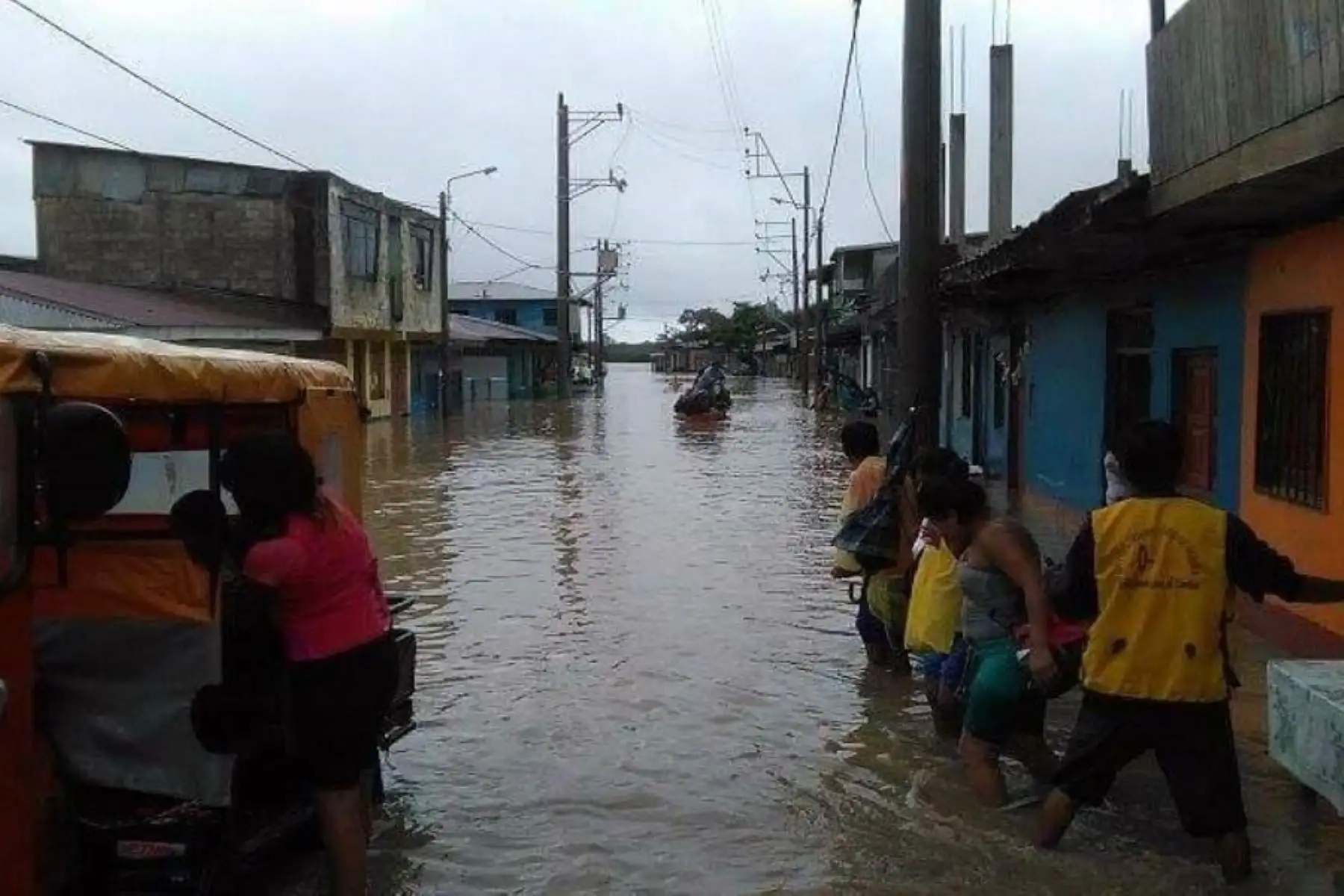 La emergencia ocurrió en la tarde de ayer, dejado a 8 familias damnificadas.