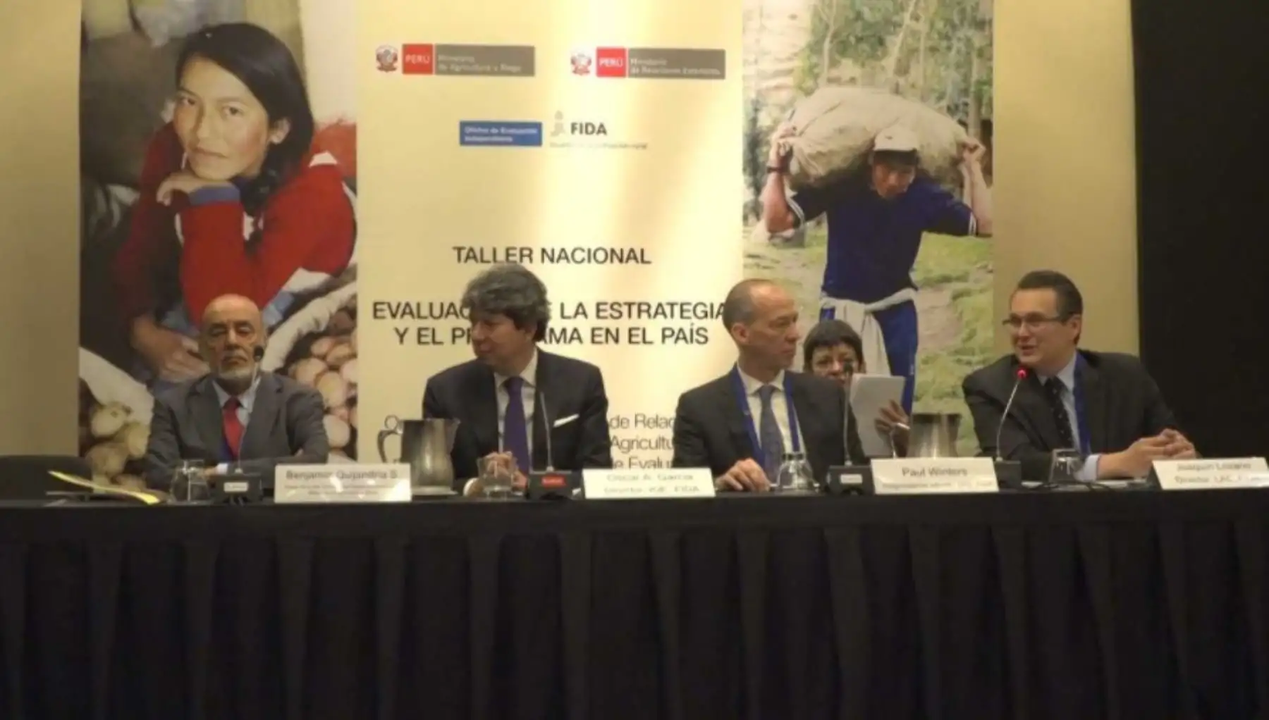 La pobreza rural en la sierra norte y sur del Perú disminuyó en 22% y 12% respectivamente, entre los años 2002 y 2016, gracias al trabajo estratégico sostenido en el sector Agricultura y el empoderamiento de pequeños y medianos productores.