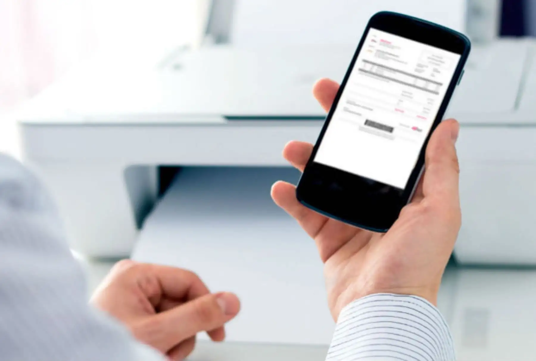 En las micro y pequeñas empresas (Mype) es un proceso más dinámico. Se recomienda trabajar con un Proveedor de Servicios Electrónicos. Foto: ANDINA