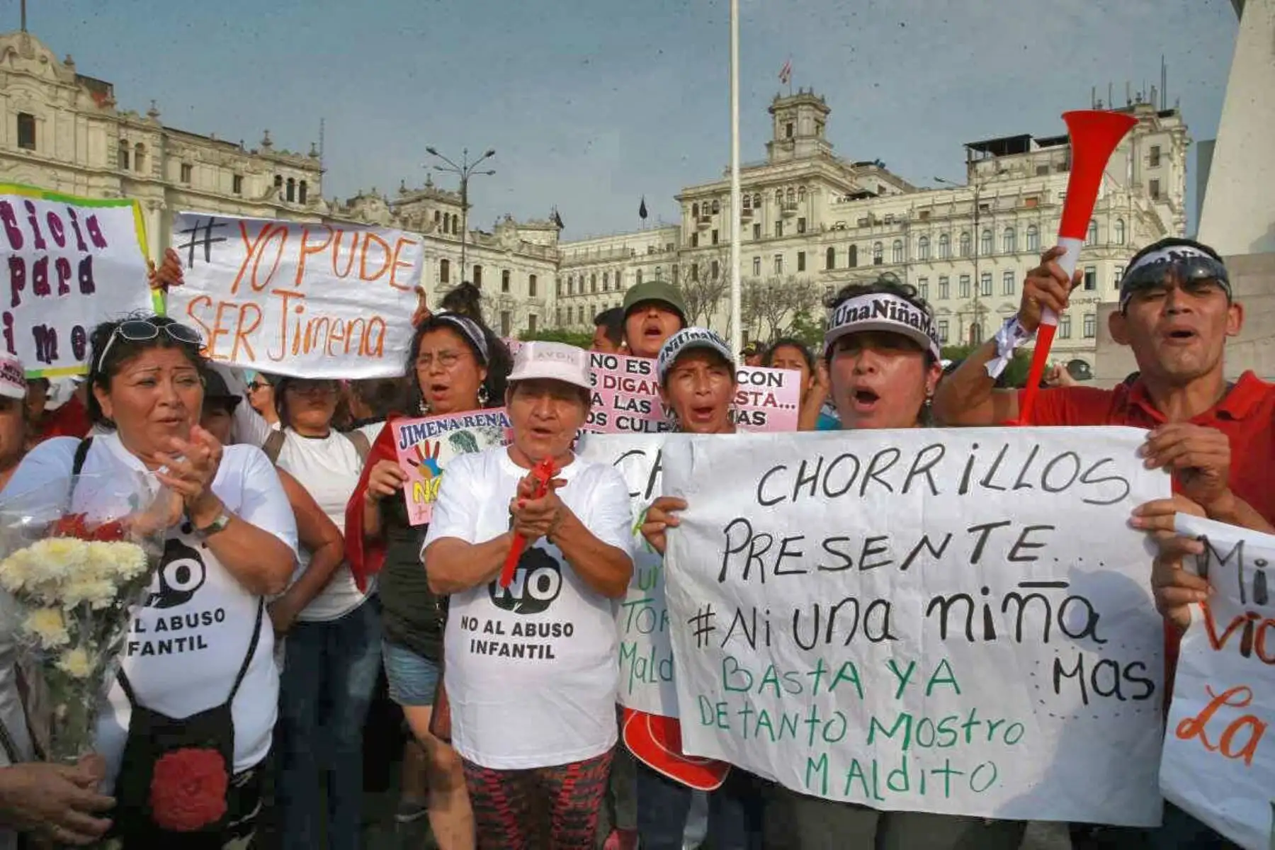 LIMA PERÚ - FEBRERO 08. "Marcha Jimena renace" se concentra en la Plaza San Martin. Foto: ANDINA/Jhony Laurente