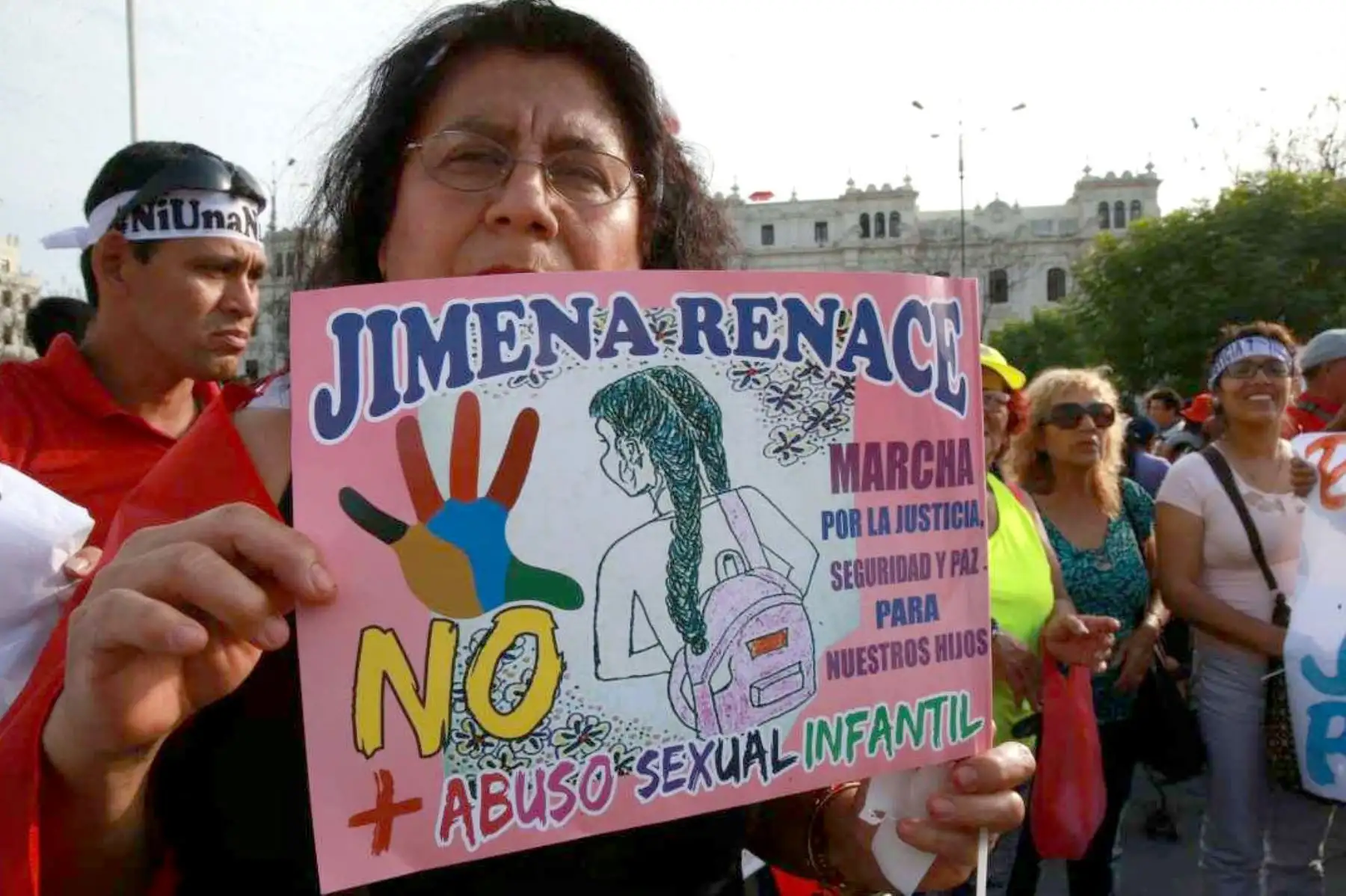 LIMA PERÚ - FEBRERO 08. "Marcha Jimena renace" se concentra en la Plaza San Martin. Foto: ANDINA/Jhony Laurente