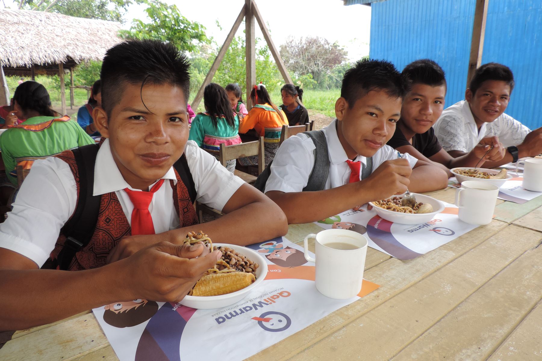Qali Warma incorpora mezcla de harina de maíz y maní y tapioca en almuerzos escolares que se brinda en colegios de la Amazonía. ANDINA/Difusión