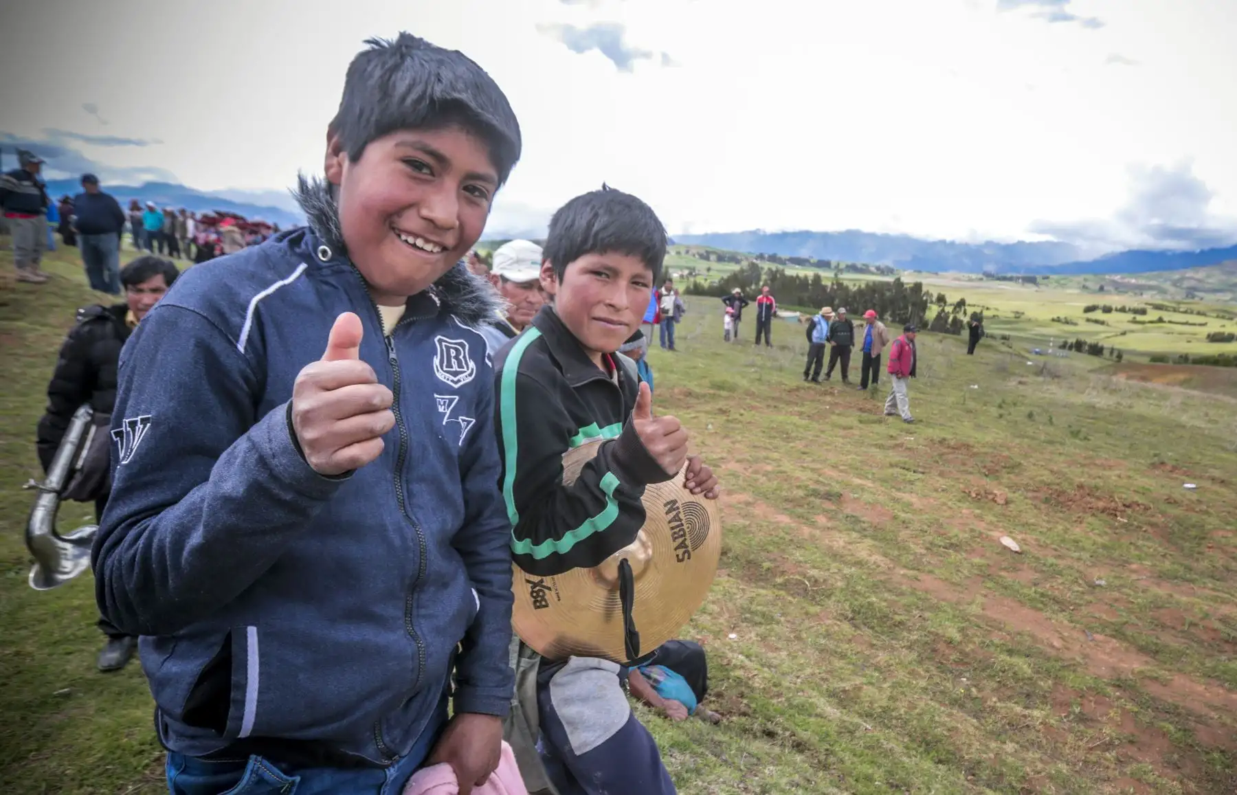 Pobladores en el lugar donde se construirá el nuevo Aeropuerto Internacional de Chinchero, en el Cusco. Foto: ANDINA/ MTC