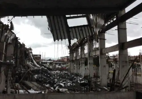El Plan Copesco Nacional se solidarizó con los 10 trabajadores heridos por el desplome de un techo en el Complejo Turístico Baños del Inca y anunció que un equipo técnico se trasladó a la ciudad de Cajamarca para investigar este hecho y brindar todo el apoyo necesario a los afectados. Foto: Sunafil Perú