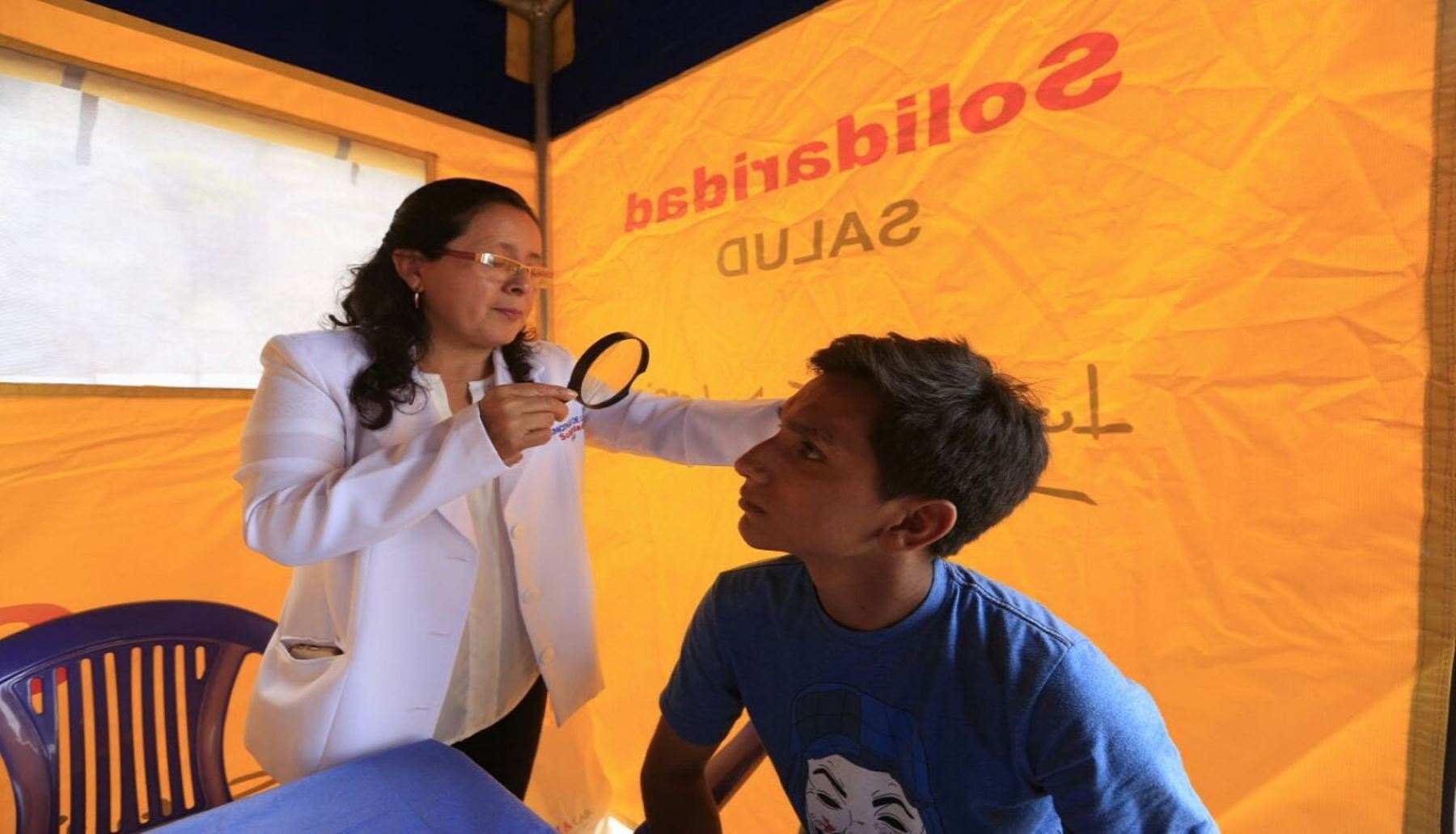 Examen para detectar posible cáncer de piel. Foto: Andina/Difusión