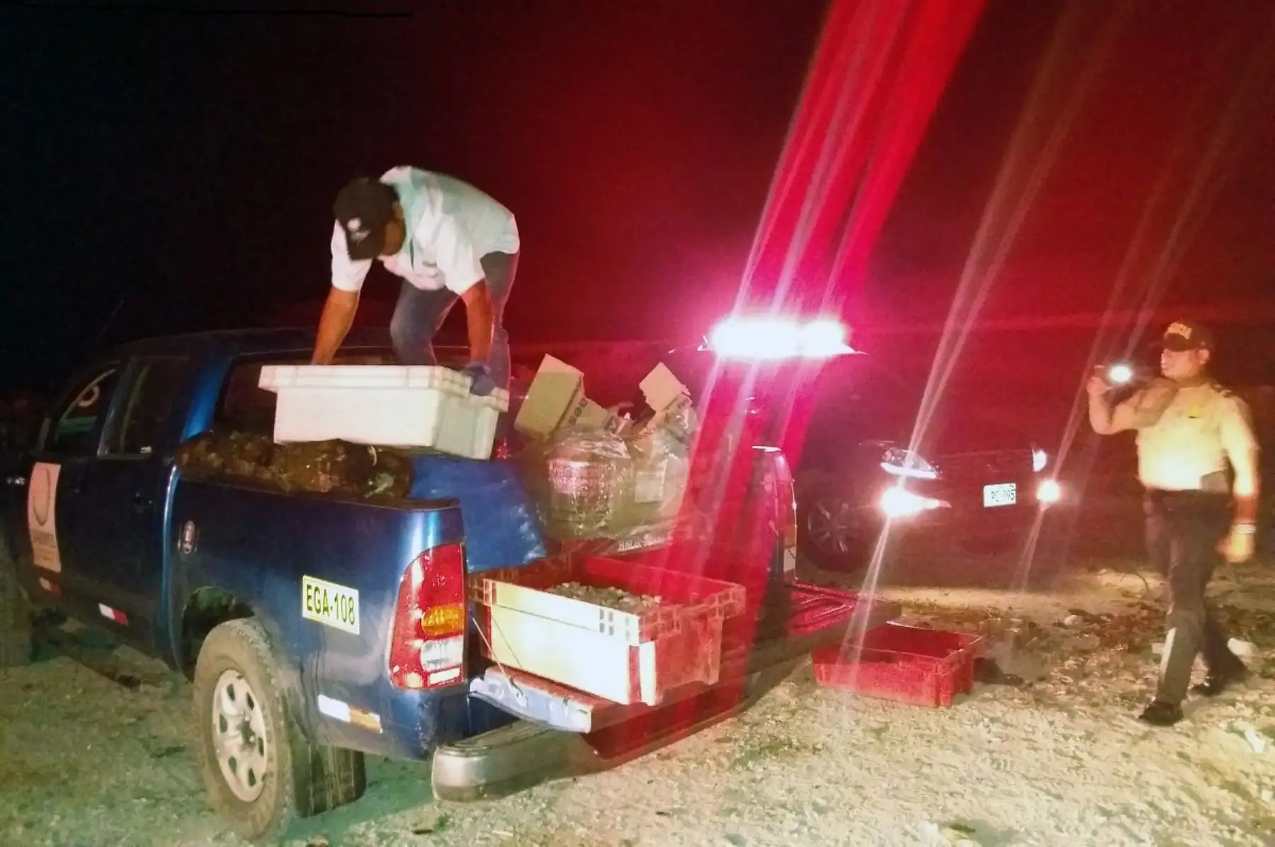 Operativo de control de transporte de conchas de abanico en Piura. Foto: Cortesía Sanipes.