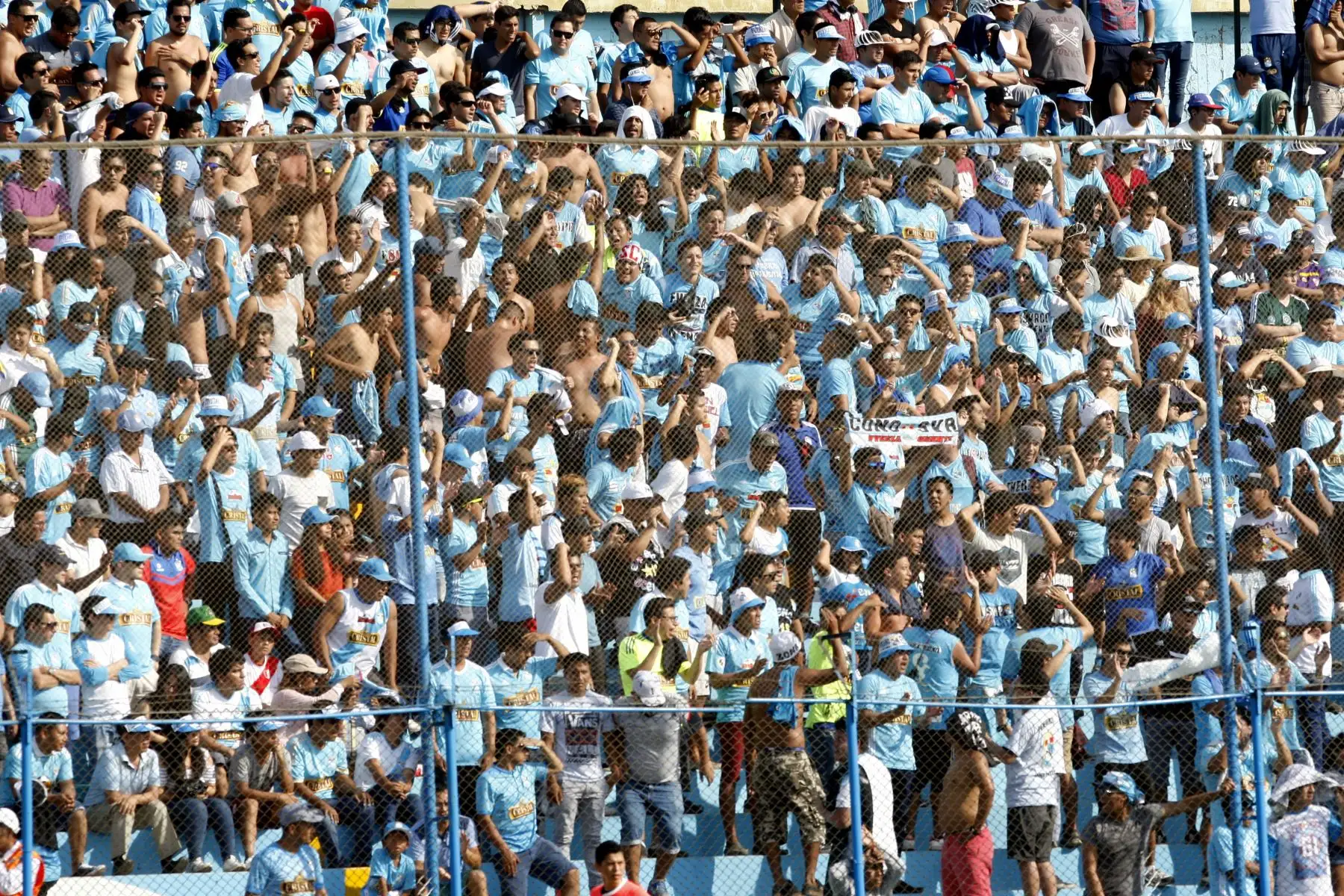 LIMA- PERÚ- FEBRERO 11. Sporting Cristal goleó 4-1 a Sport Rosario por el Torneo de Verano. Foto: ANDINA/Eddy Ramos.