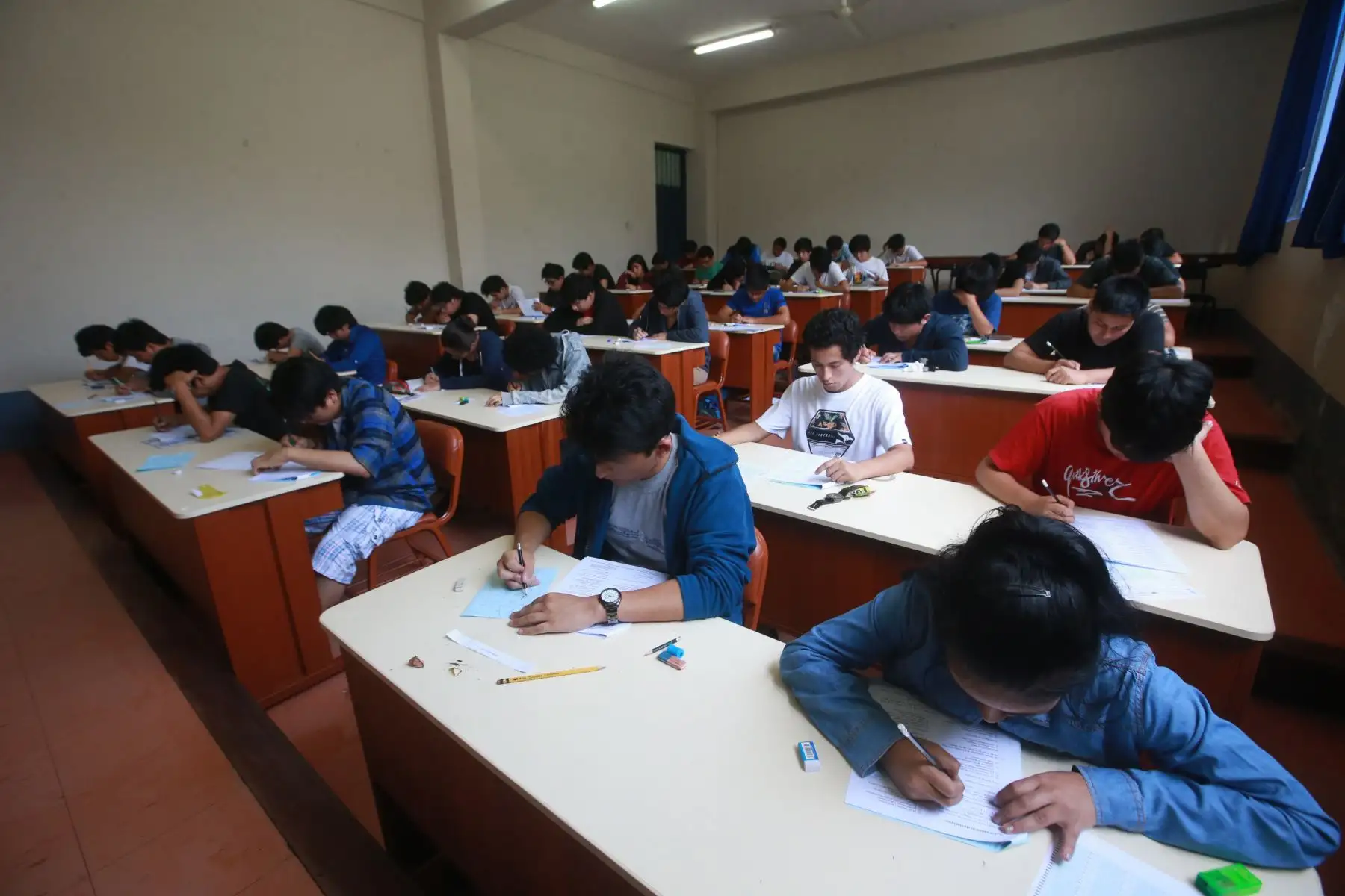 5,820 postulantes rinden examemende de admición en la modalidad ordinaria en la UNI. Foto: ANDINA/Jhony Laurente
