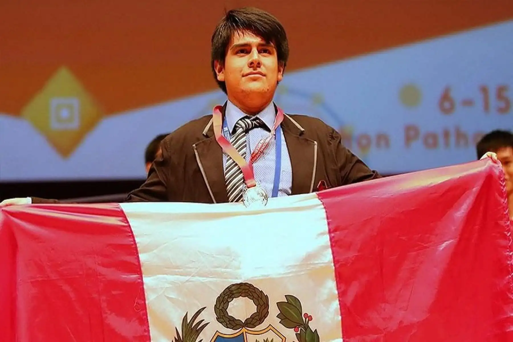 El estudiante de 16 años ingresó a la Facultad de Ciencias e Ingeniería en la especialidad de Química. Foto: Difusión