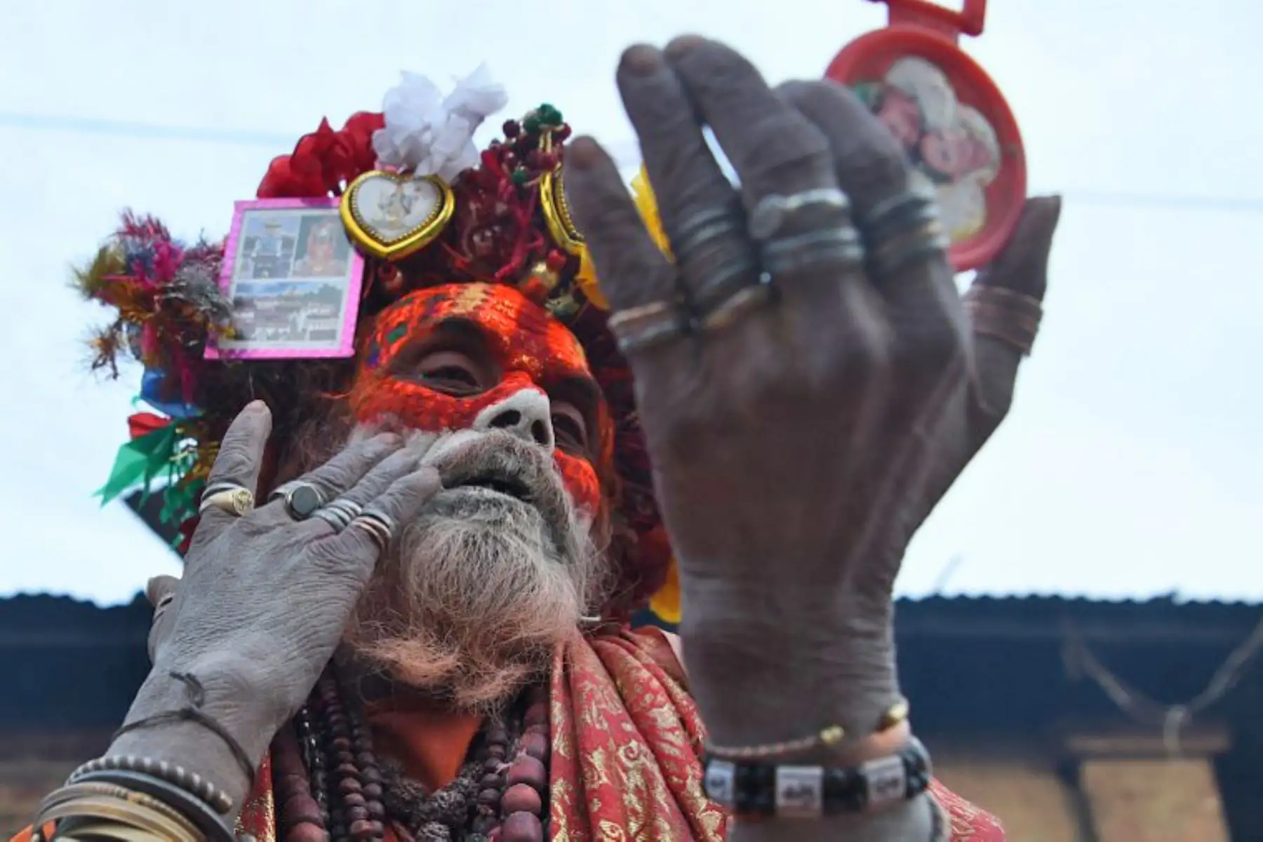 Los hindúes celebran el festival Maha Shivaratri, en Katmandú. Foto: AFP.
