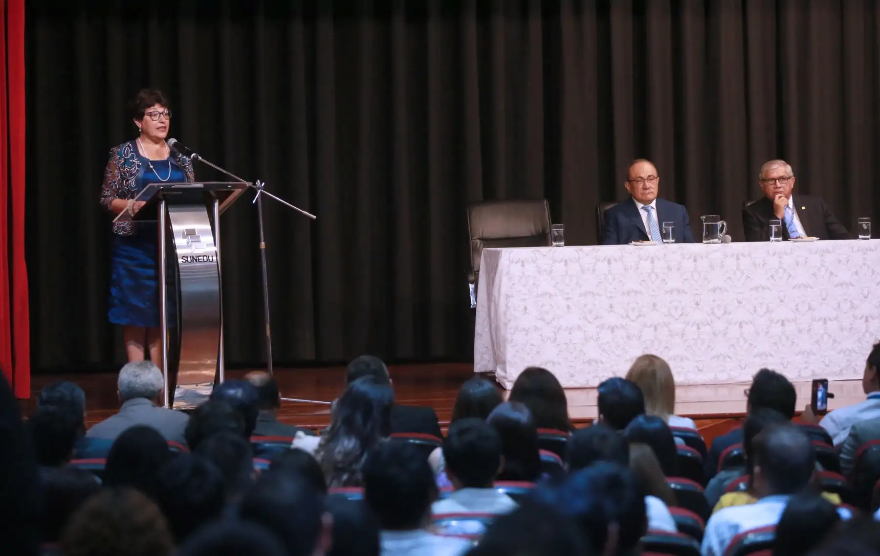 LIMA-PERÚ-FEBRERO-13. Ministro de Educación Idel Vexler presidio ceremonia de presentación de Flor Luna Victoria Mori como superintendente de la SUNEDU. Foto:ANDINA/ Jhony Laurente