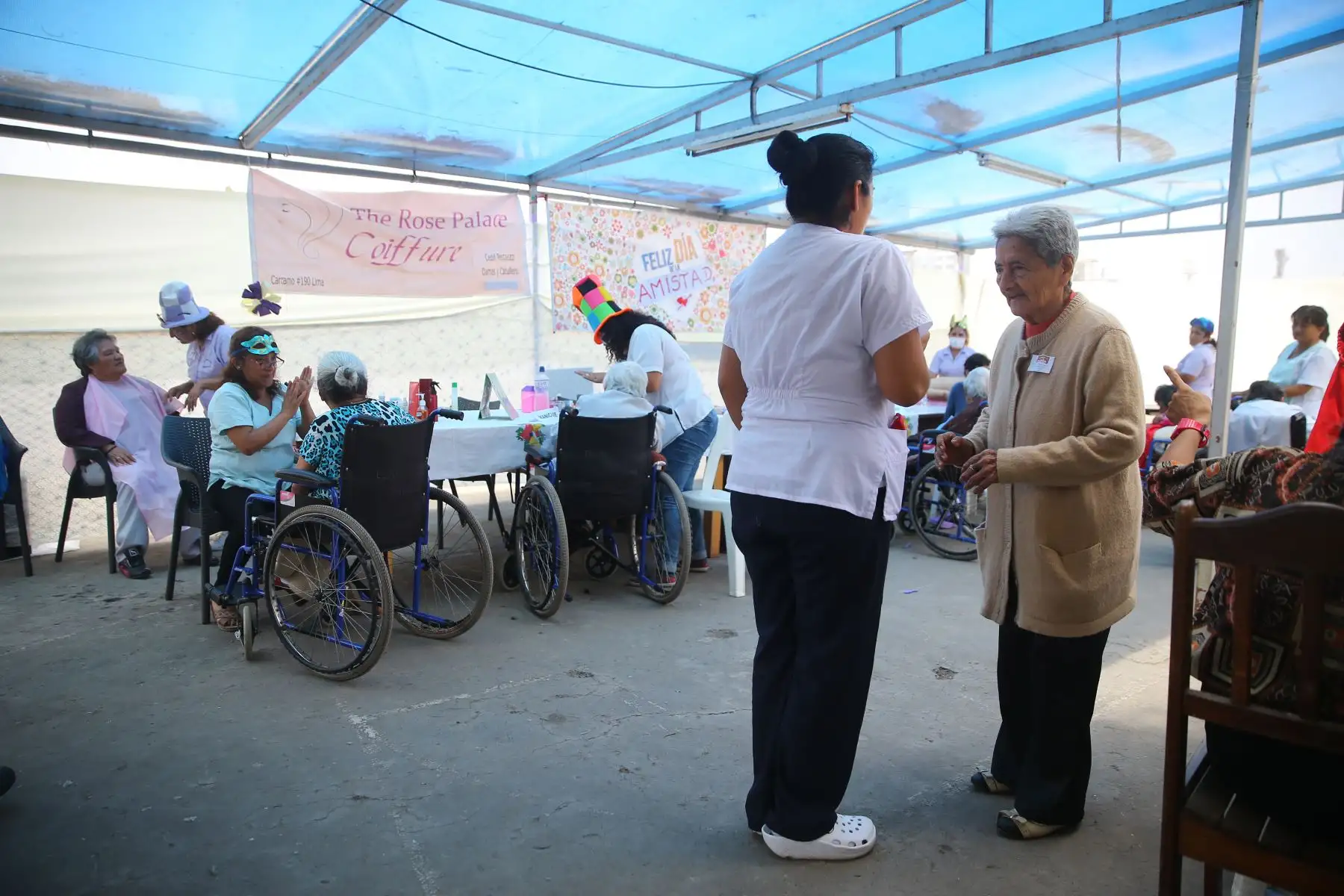 LIMA,PERÚ.FEBRERO 14. El INABIF realiza una jornada de estética personal por el día de la amistad. Foto:Andina/Luis Iparraguirre