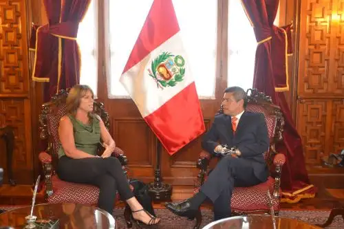 Reunión entre canciller Cayetana Aljovín, y presidente del Congreso, Luis Galarreta.