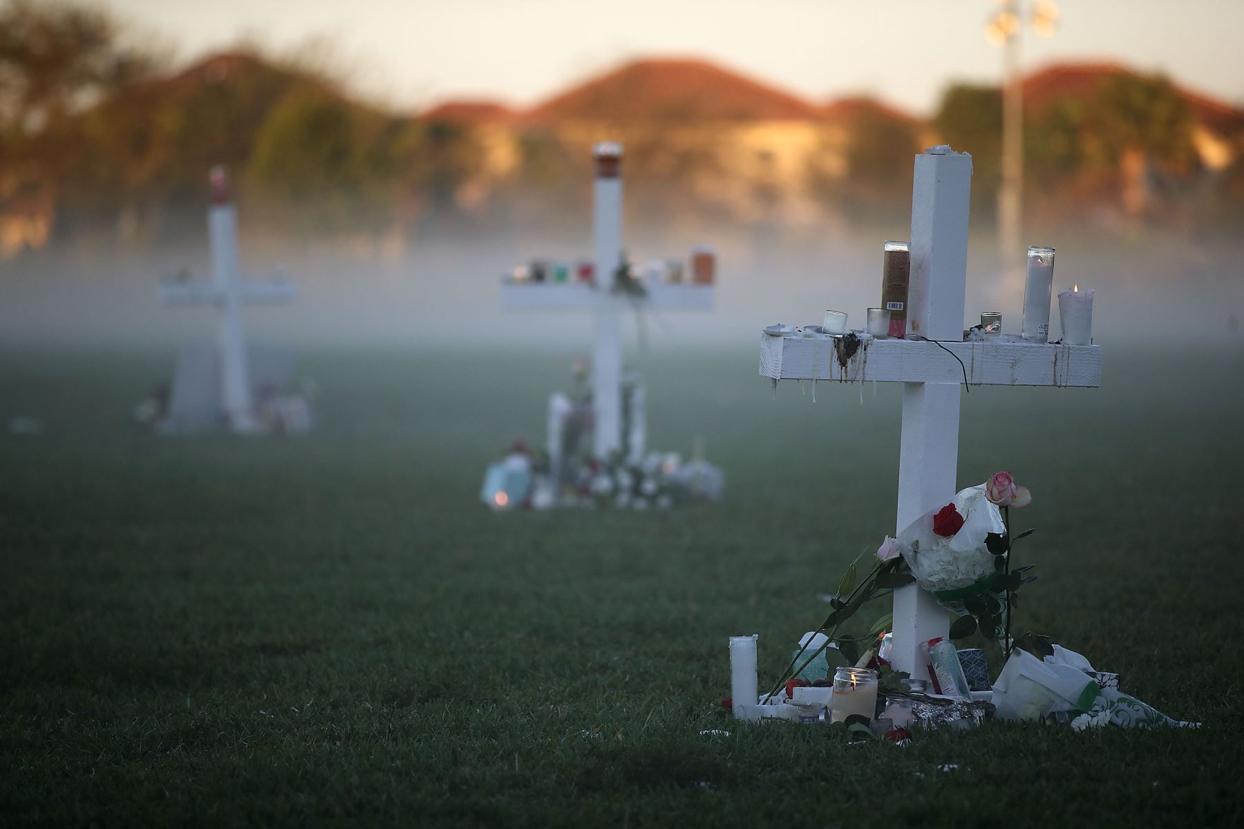 Vigilia por las víctimas del tiroteo masivo en Marjory Stoneman Douglas High School en Florida. Foto: AFP