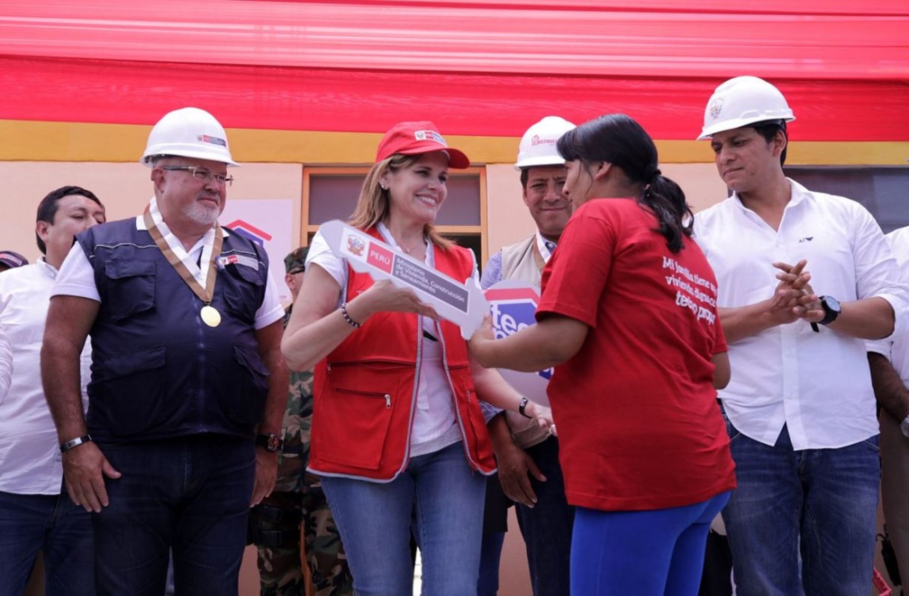 Jefa del Gabinete Ministerial, Mercedes Aráoz, en visita de trabajo en Trujillo.
