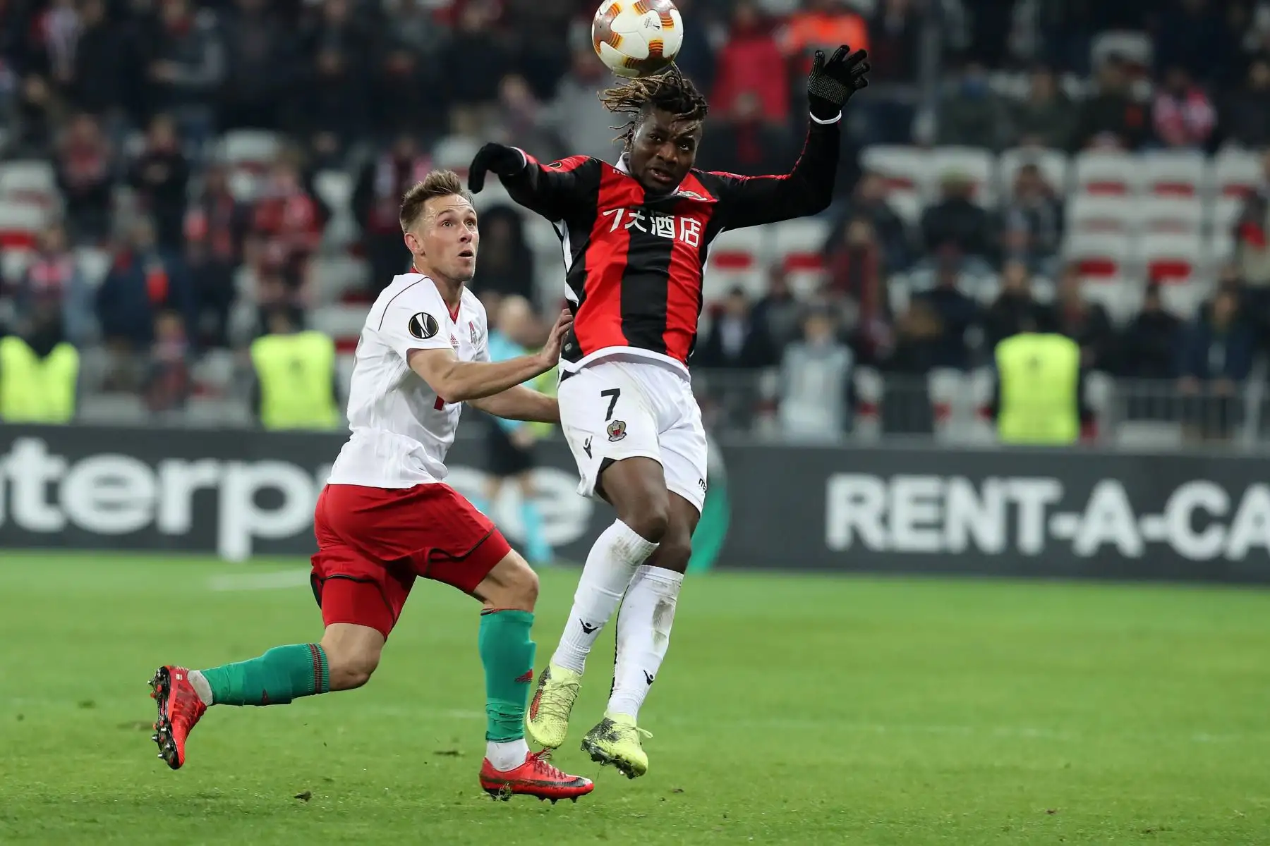 Partido de final de la Liga Europa entre Lokomotiv (3) y Niza de Balotelli (2), disputado en el estadio Allianz Riviera. Foto: Internet Medios.