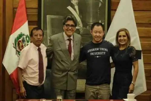 Ministro de Salus, Abel Salinas, se reunió con congresistas Kenji Fujimori y Maritza García, así como el alcalde distrital de Pucusana, Pedro Florián