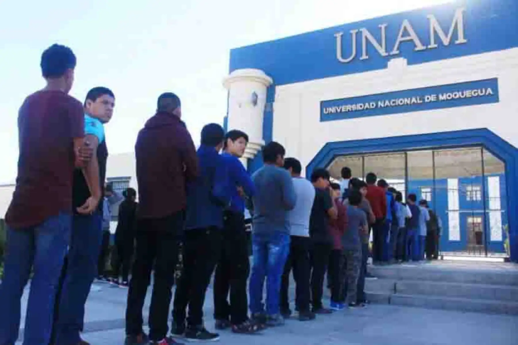 La Universidad Nacional de Moquegua (UNAM) fue preseleccionada por el Programa Nacional de Becas y Crédito Educativo (Pronabec) para el Concurso de Beca 18 en todas sus modalidades, y de esta manera jóvenes en condición de pobreza, pobreza extrema y poblaciones vulnerables podrán acceder a una educación superior en la región Moquegua.