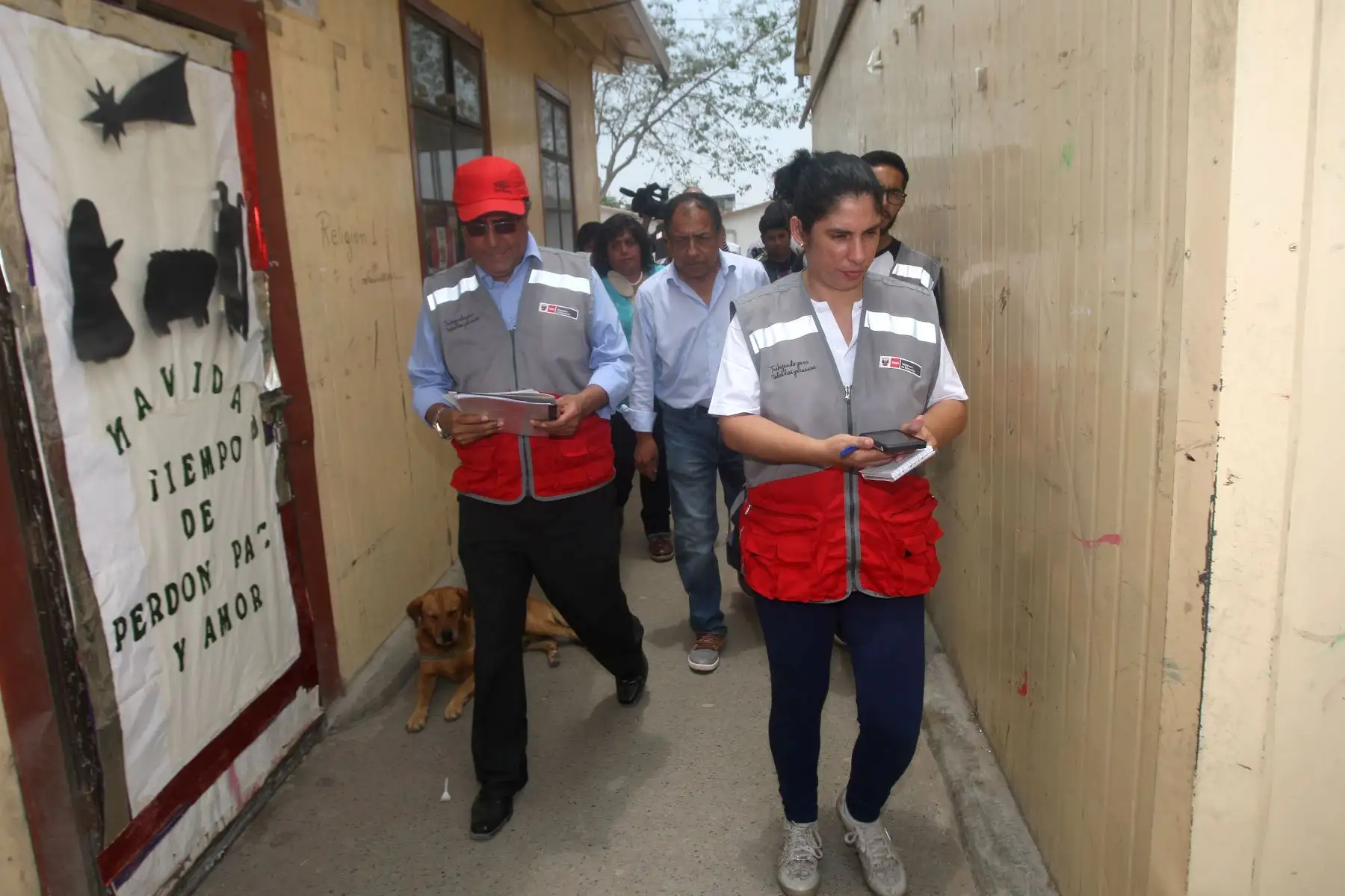 Inspeccionan estado de colegios públicos en San Juan de Miraflores. Foto: ANDINA/Héctor Vinces