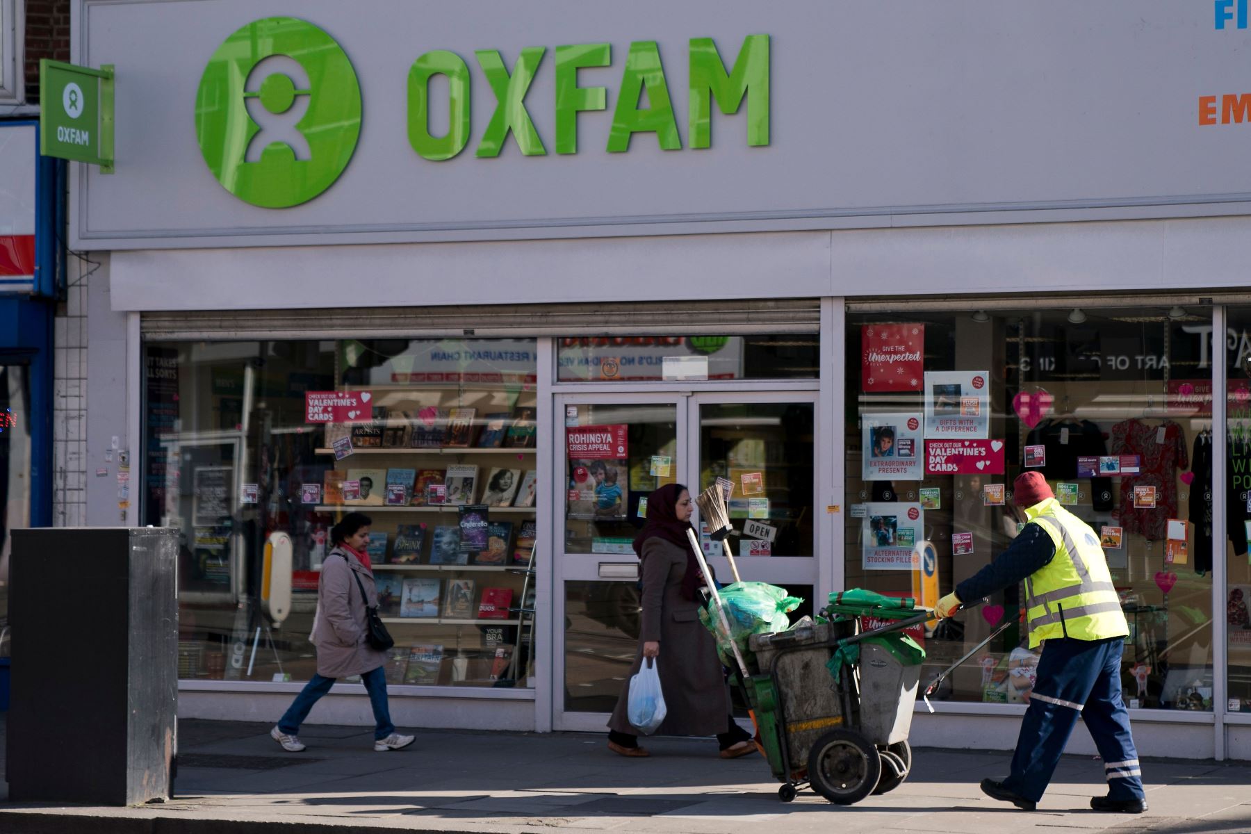 Sucursal de una tienda de Oxfam. Foto: AFP