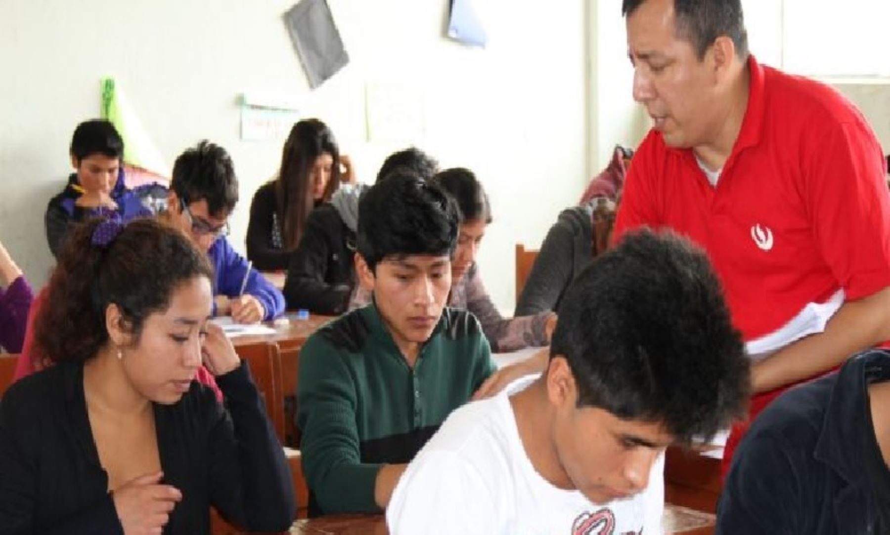 Jóvenes cajamarquinos están preparados para postular a una universidad o acceder al programa de becas del Estado.