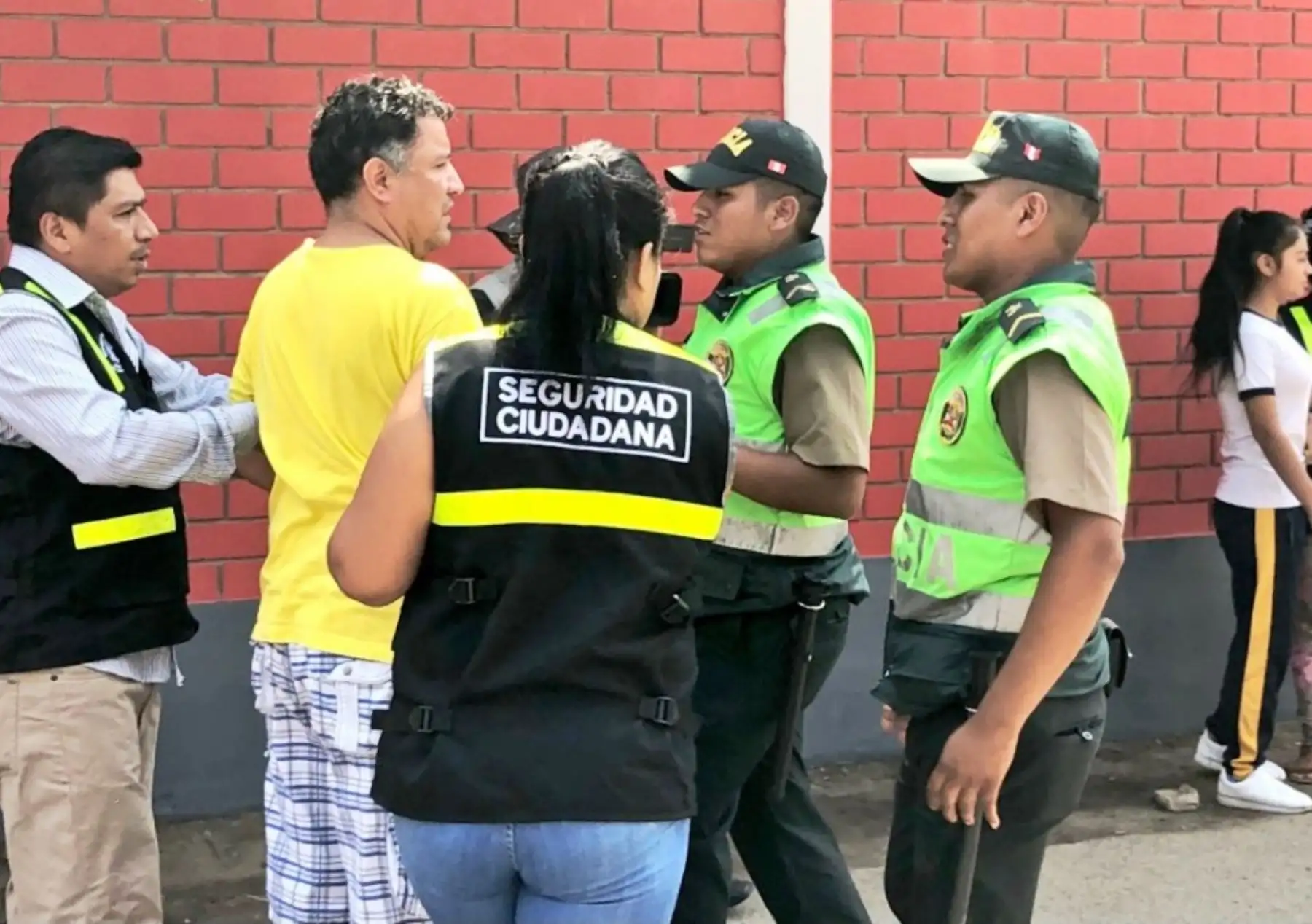 Padres de familia podrán retener a acosadores de alumnos en colegios. Foto: ANDINA/Difusión.