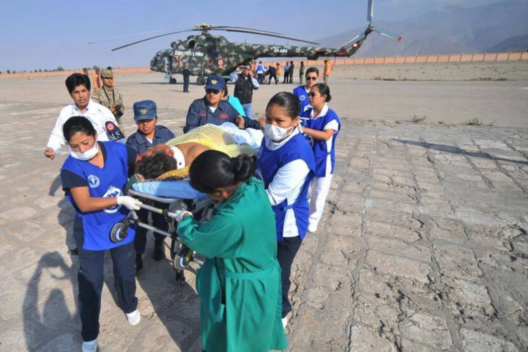 Hospitalizados y en observación se encuentran 17 pasajeros que resultaron heridos tras el accidente ocurrido en la víspera cerca del puente Ocoña, en Arequipa