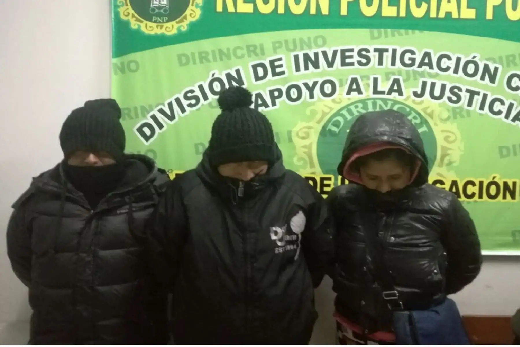 Policía especializada detuvo a cuatro presuntos responsables de trata de personas.