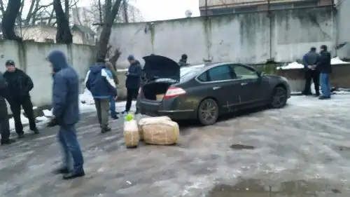 Operación policial de incautación de casi 400 kilos de cocaína de la embajada rusa en Buenos Aires. Foto: AFP/ Ministerio de Seguridad de Argentina