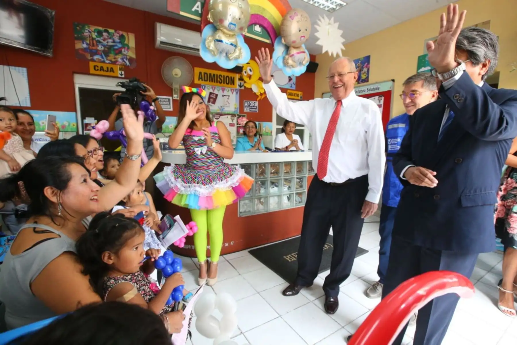El presidente Pedro Pablo Kuczynski participa del lanzamiento de la vacunación contra la varicela a menores de un año en el Instituto Nacional de Salud del Niño (INSN). Foto: ANDINA/ Prensa Presidencia