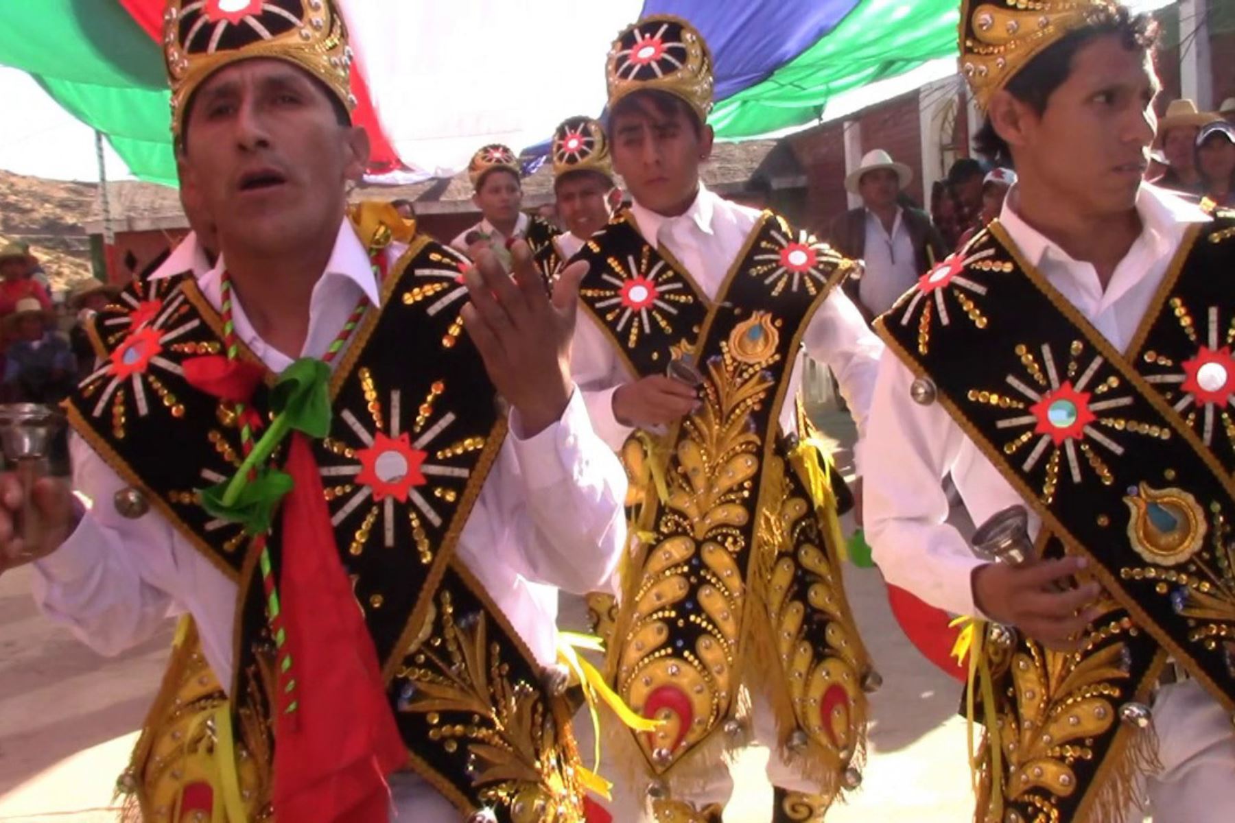 El Ministerio de Cultura declaró Patrimonio Cultural de la Nación a la Danza de los Negritos del Suroeste de la provincia de Huaytará, de los distritos de Ayaví, Tambo, Santiago de Chocorvos, Santo Domingo de Capillas, San Francisco de Sangayaico y San Isidro, de la provincia de Huaytará, región Huancavelica.
