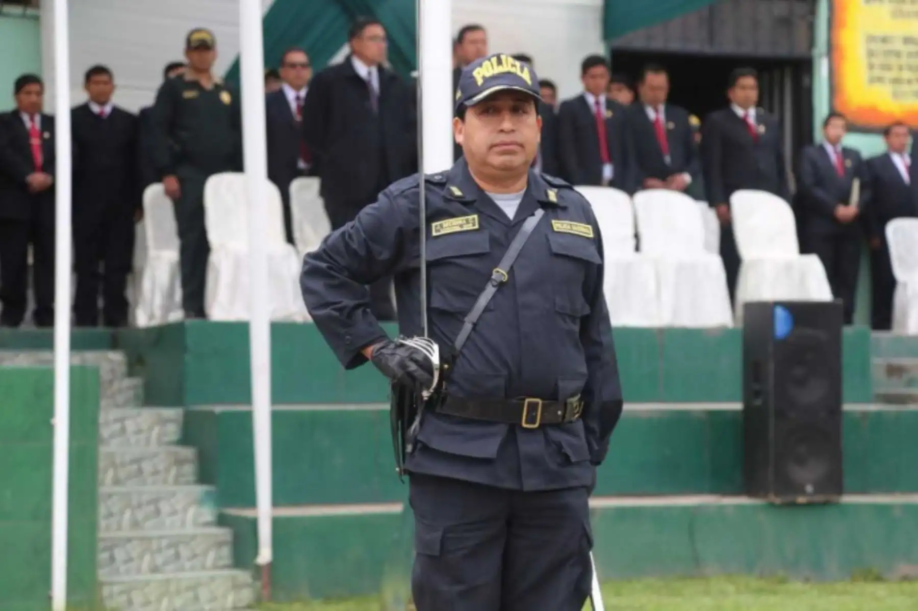 El comando de la Policía Nacional designó como nuevo jefe de las Divisiones de Investigación Criminal (Divincri), Antidrogas (Divandro) y de Apoyo a la Justicia de la región Cusco, al coronel PNP Julio César Becerra Cámara, quien integró el Grupo Especial de Inteligencia Nacional (Gein) que el 12 de setiembre de 1992 capturó al máximo cabecilla de la organización terrorista Sendero Luminoso, Abimael Guzmán.