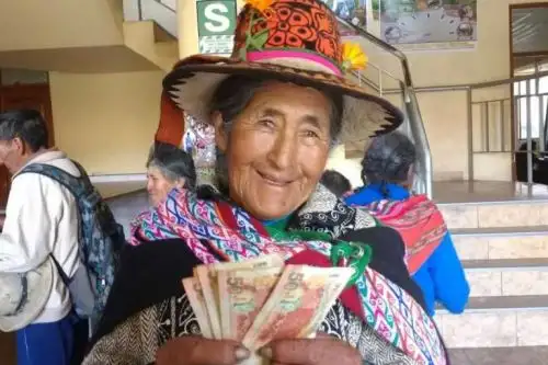 El Programa Nacional de Asistencia Solidaria Pensión 65 del Ministerio de Desarrollo e Inclusión Social (Midis) iniciará este lunes 26 de febrero el primer pago del año 2018 a sus 540,000 usuarios en los 1,874 distritos de todo el país, según el padrón correspondiente al bimestre enero-febrero de 2018.