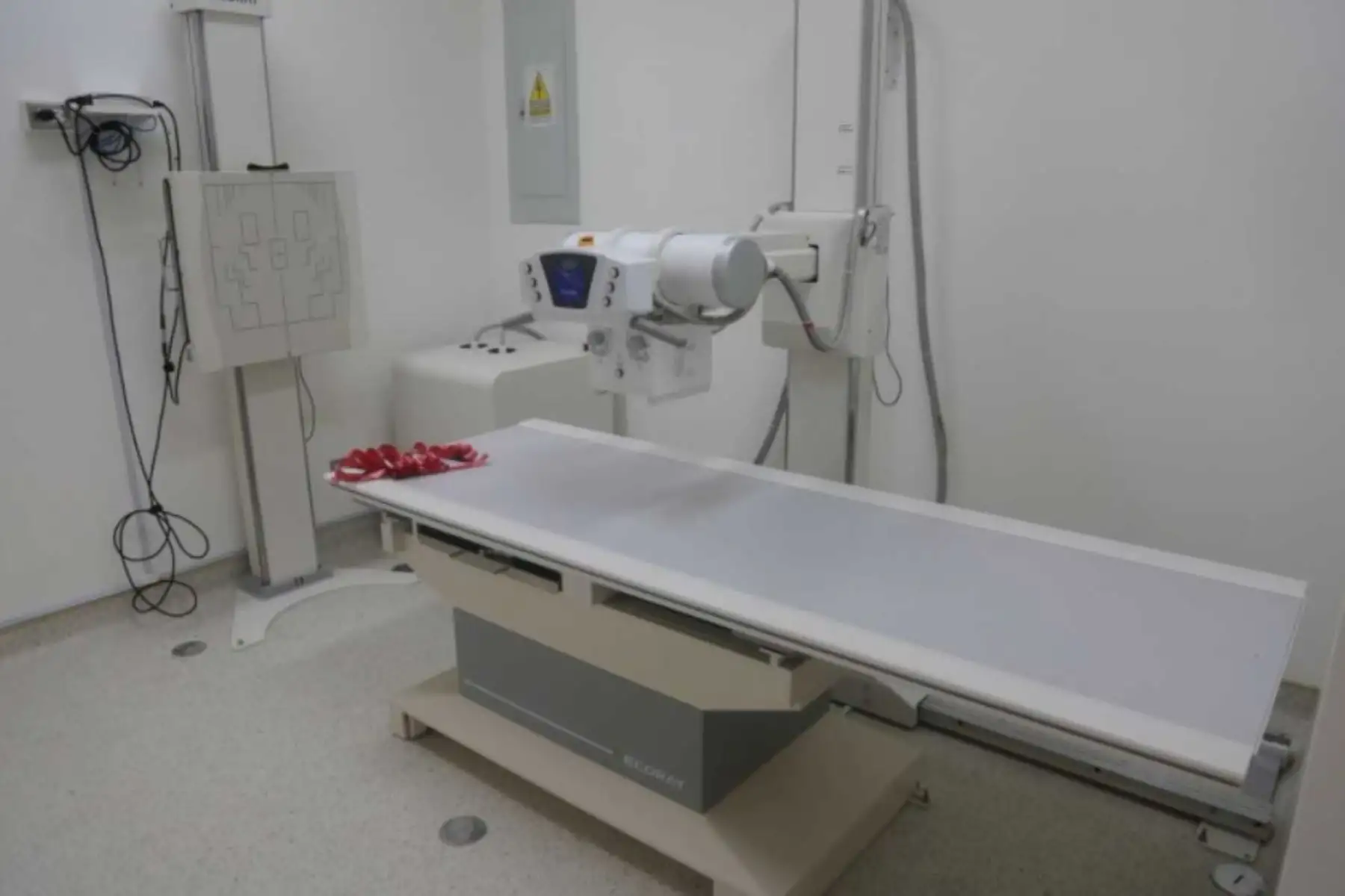 El Ministerio de Salud (Minsa), en coordinación con el Ministerio de Justicia (Minjus) y el Instituto Nacional Penitenciario (Inpe), inauguraron los ambientes para el tratamiento de los internos con tuberculosis en el centro de salud del penal de Aucallama en Huaral.