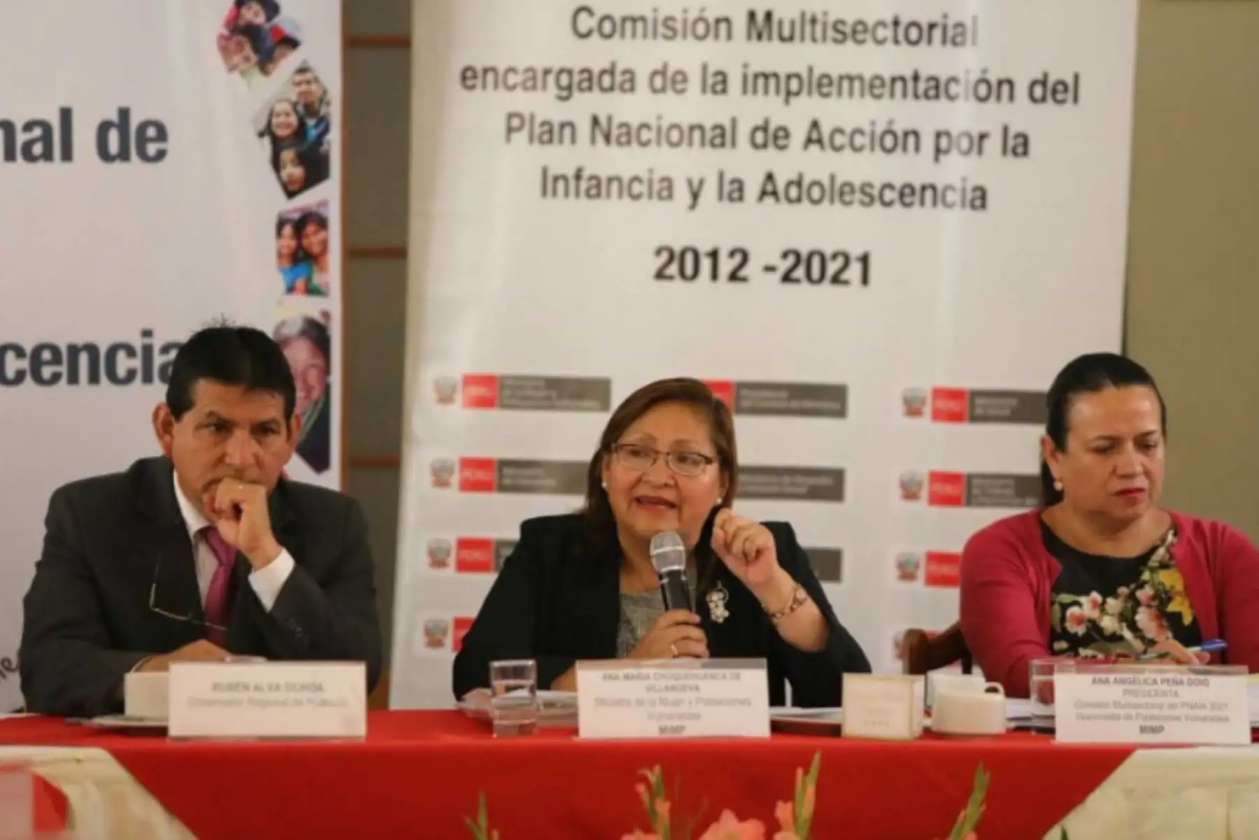 La ministra de la Mujer y Poblaciones Vulnerables, Ana María Choquehuanca, presidió la primera sesión descentralizada de la Comisión Multisectorial Permanente del Plan Nacional de Acción por la Infancia y la Adolescencia. Esta se realizó en la ciudad de Huánuco y contó con la participación del gobernador regional, Rubén Alva.
