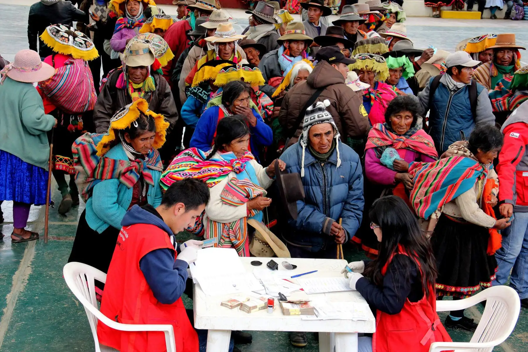 Adultos mayores en extrema pobreza cobraran la subvención económica de 250 soles en 1,874 distritos. Foto:ANDINA/Midis